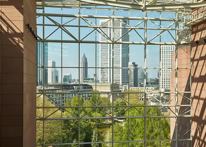 Hilton Frankfurt City Centre
